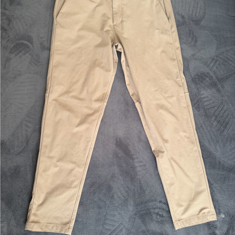 Lululemon Athletica Men's Khaki Chinos